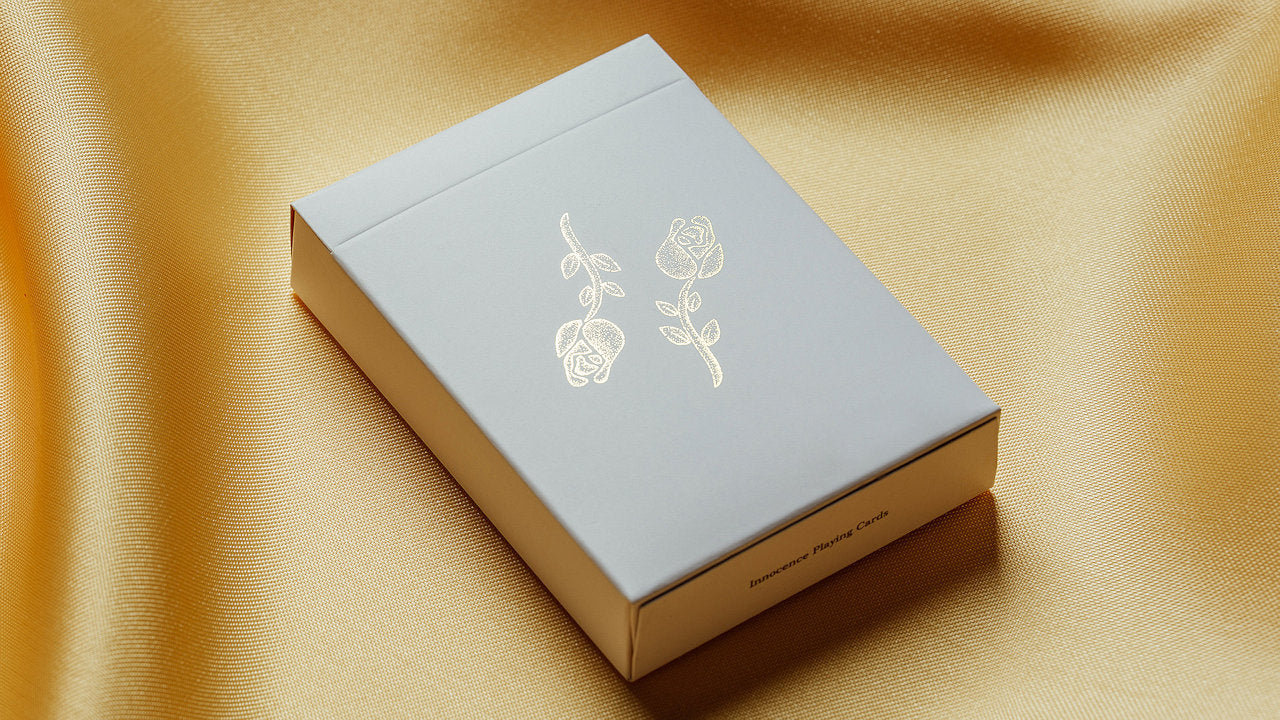 Innocence Playing Cards Gold Edition Tuck