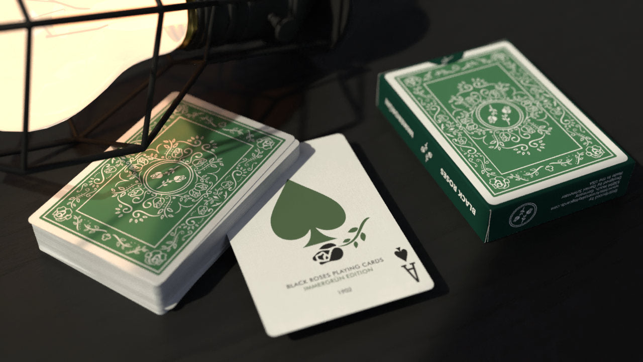 Black Roses Immergrün Playing Cards
